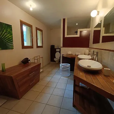 De La Croix De La Main 빌라 Veyrignac