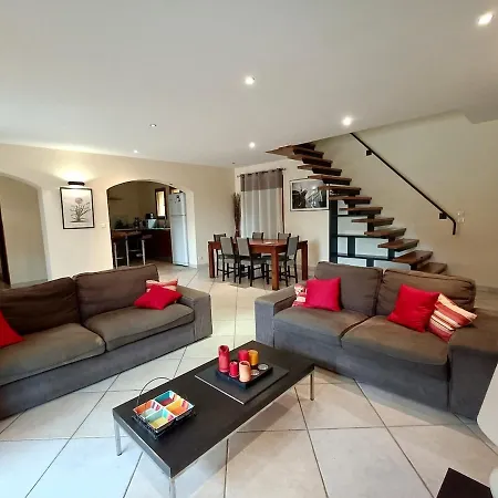 De La Croix De La Main Villa Veyrignac