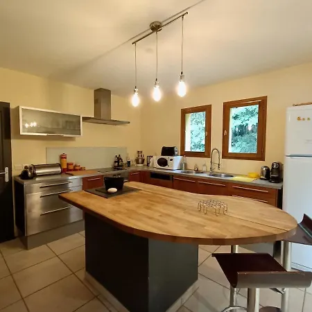 De La Croix De La Main *