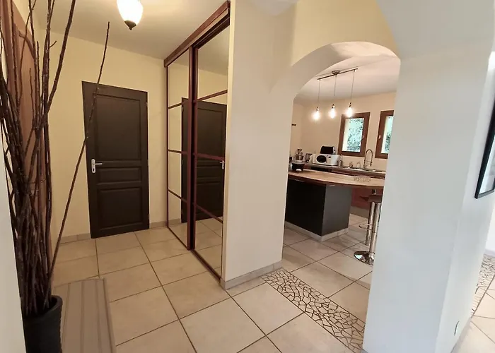 De La Croix De La Main * Veyrignac