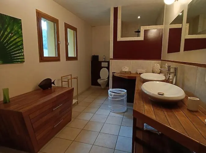 De La Croix De La Main וילה Veyrignac