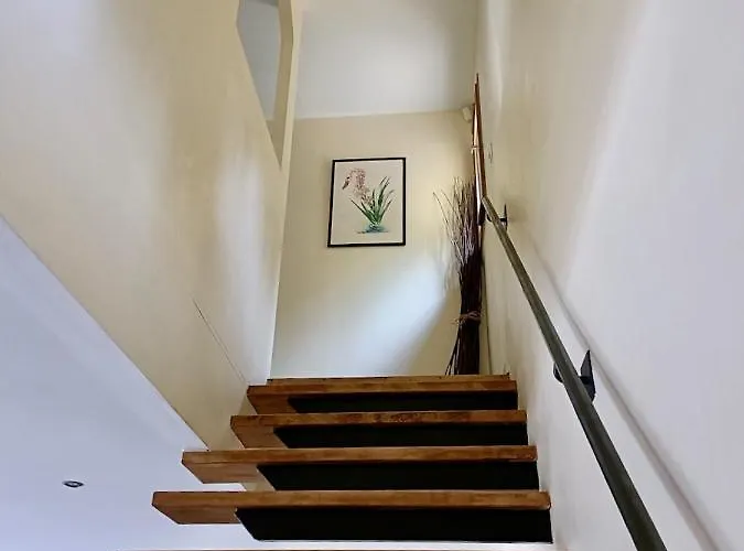 De La Croix De La Main * Veyrignac