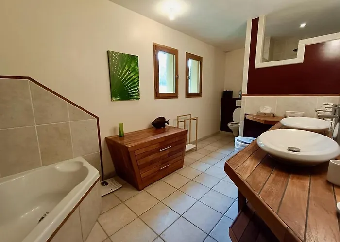 De La Croix De La Main * Veyrignac