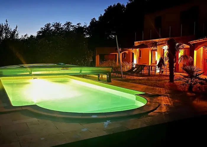 De La Croix De La Main וילה Veyrignac